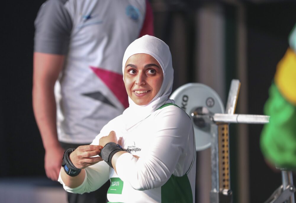 في مؤشر قوي لرفع الاثقال البارالمبي للسيدات شريفة تخطف المركز الخامس في كأس العالم بدبي في مشاركتها الأولى خارجياً