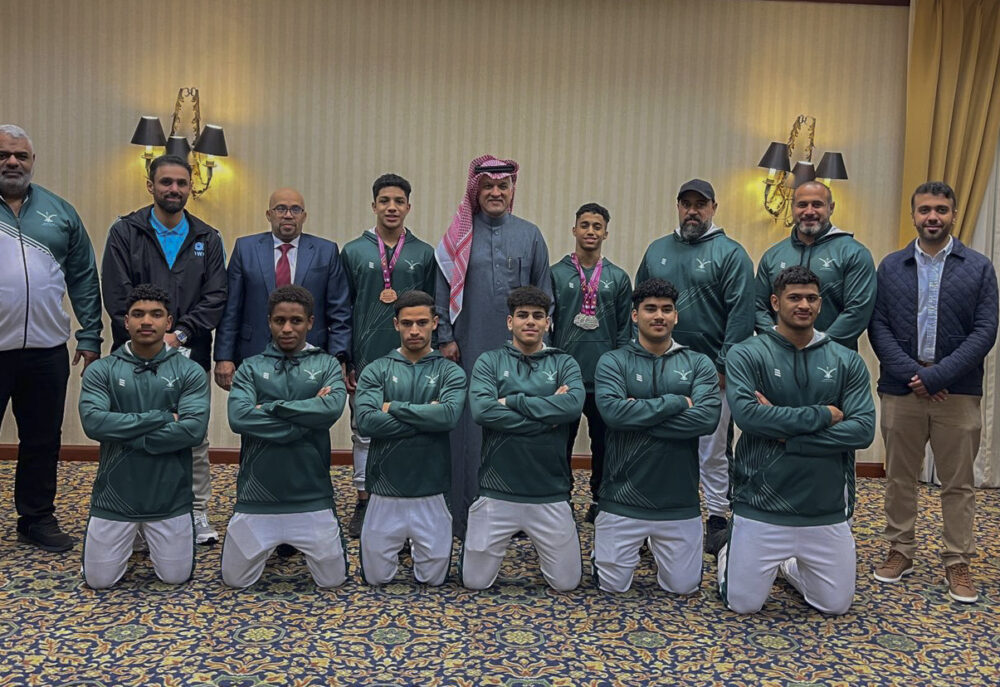 السفير الانصاري يستقبل وفد المنتخب للسعودي لرفع الاثقال المشارك في بطولة العالم بالبيرو